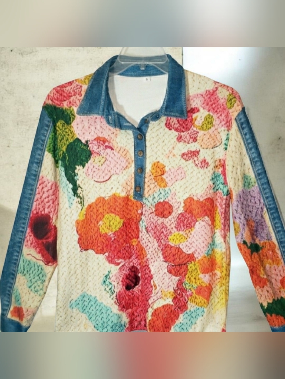 Fashion womens sm floral quilted  with denim contrast collar/long sleeves. New